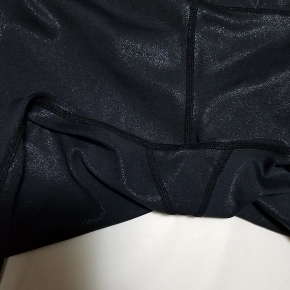 All Fenix Liquid Black Shiny High Rise 7/8 Leggings - Picture 5 of 6